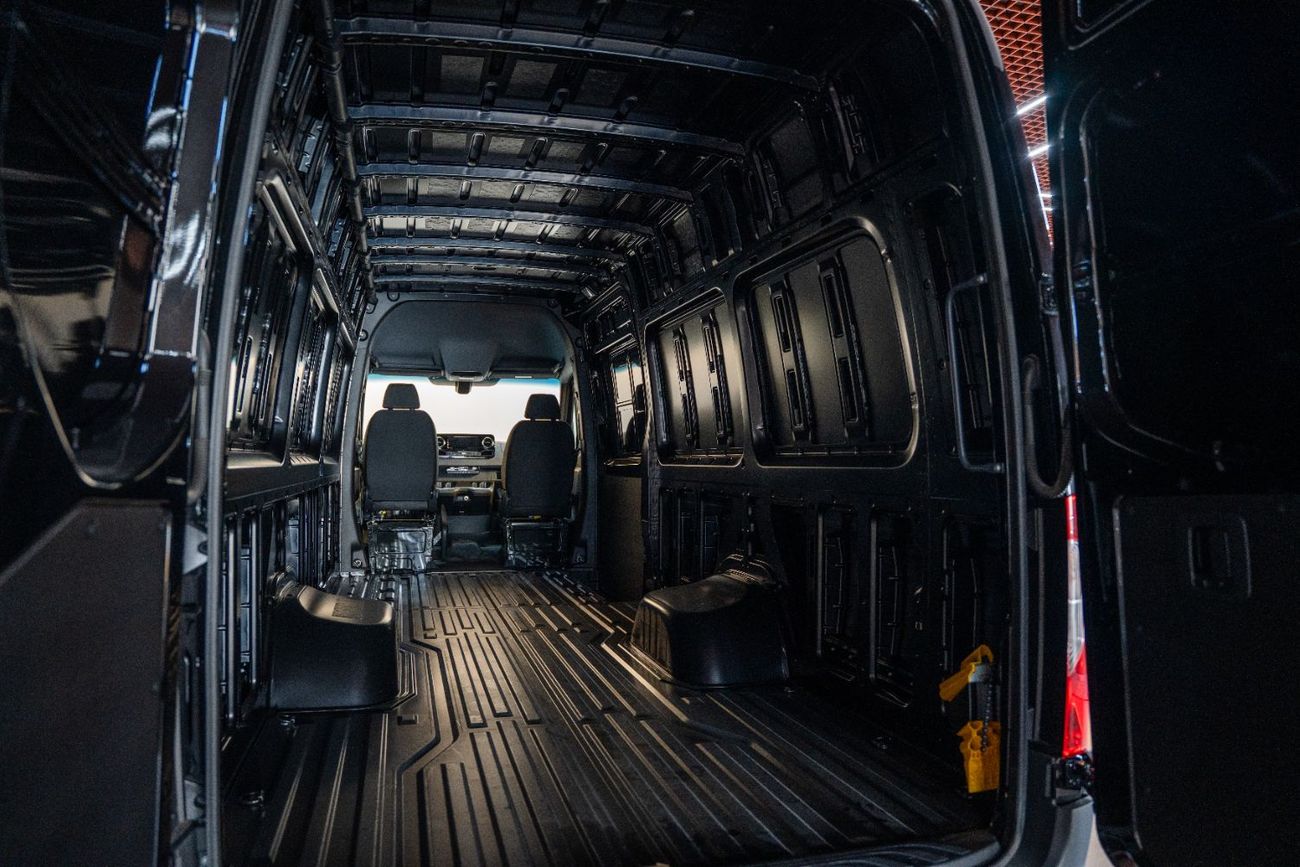 Mercedes-Benz Sprinter Mercedes-Benz Sprinter 519 CDI 2026 | Extra Long | GCC