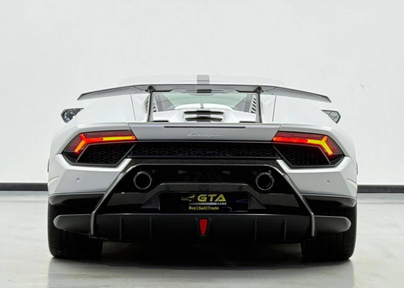 Lamborghini Huracan 2018 Lamborghini Huracan Performante, Warranty, Full Service History, Very Low Km, Fully Loaded, GCC