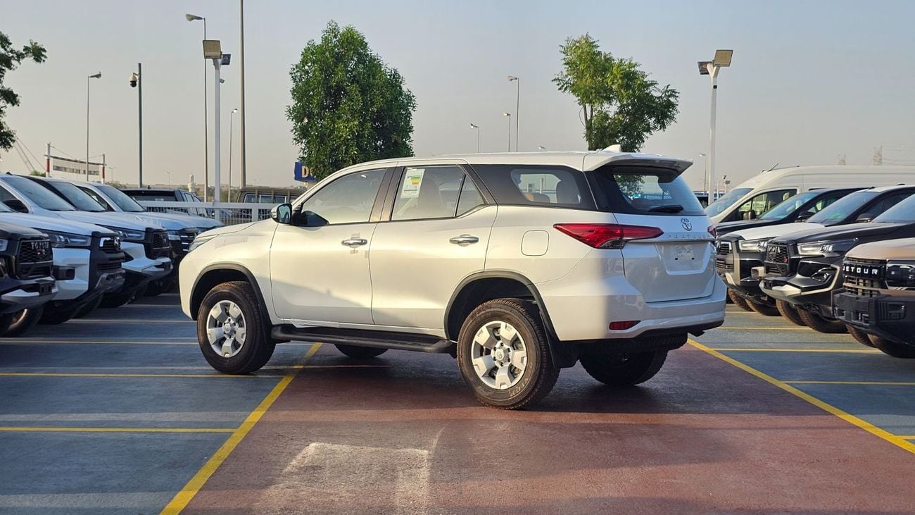 Toyota Fortuner Fortuner 2.4 DIESEL 4X4 AT MY2026 WITH MANUAL AC
