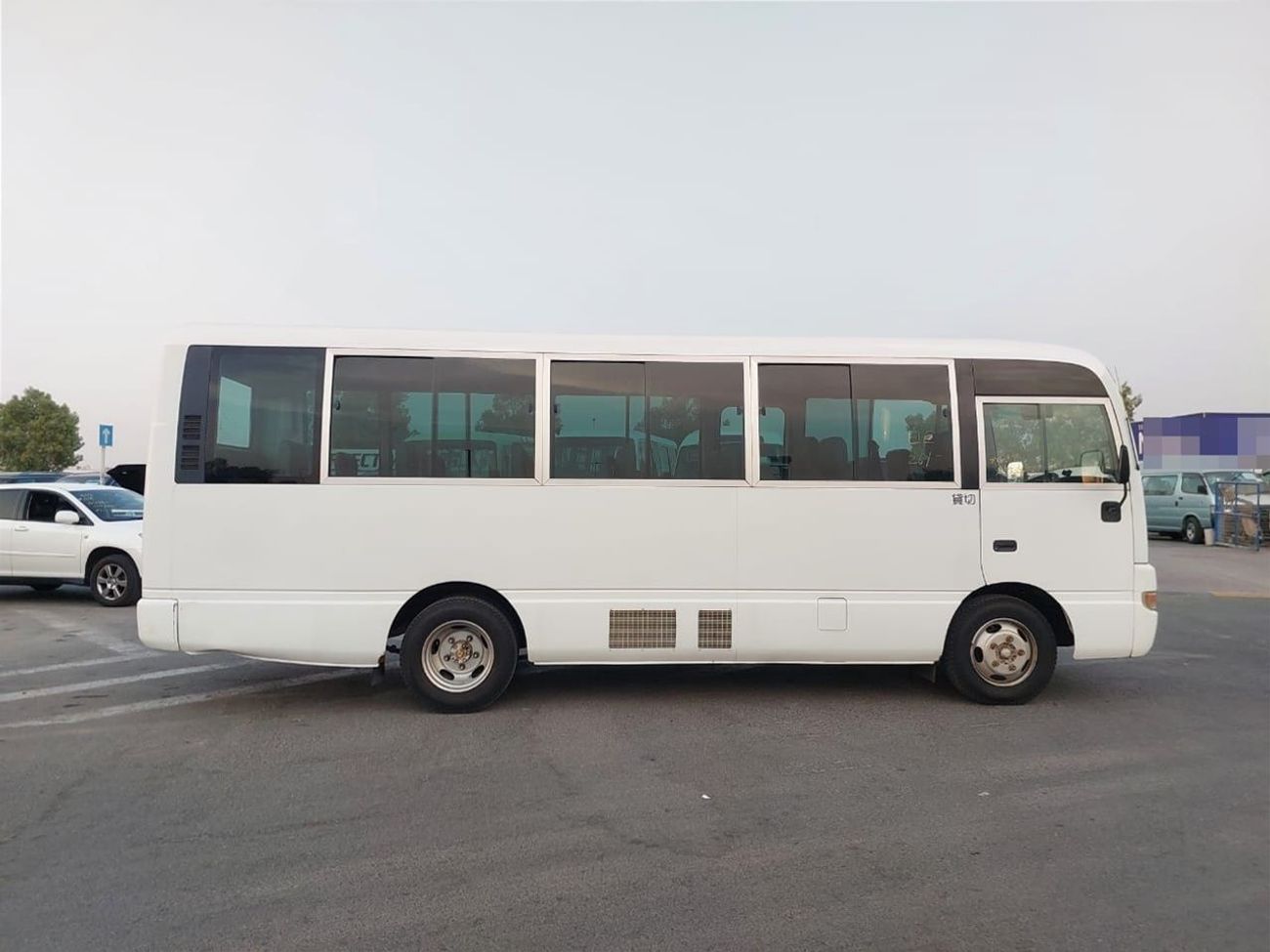 نيسان سيفيليان NISSAN CIVILIAN BUS RHD 2003 MODEL 4.2 L DIESEL AUTOMATIC(PM20191)