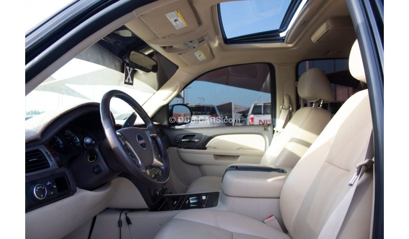 GMC Yukon GMC YOUKAN DENALI 2010