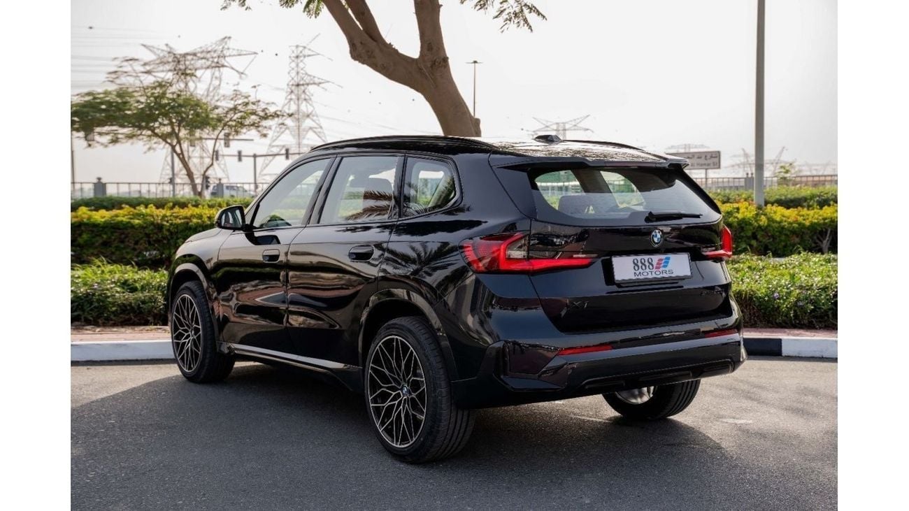 BMW X1 2024 BMW X1 SDRIVE20i Night Packeg Black 1.5L 0KM