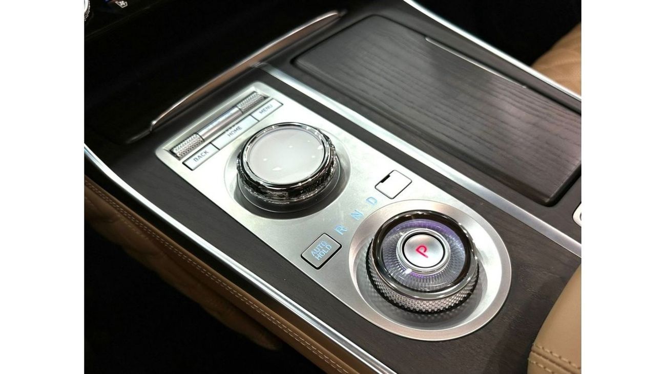 Genesis GV80 2023 Genesis GV80 Royal Edition 7 Seater, March 2028 Genesis Warranty + Service Pack, GCC