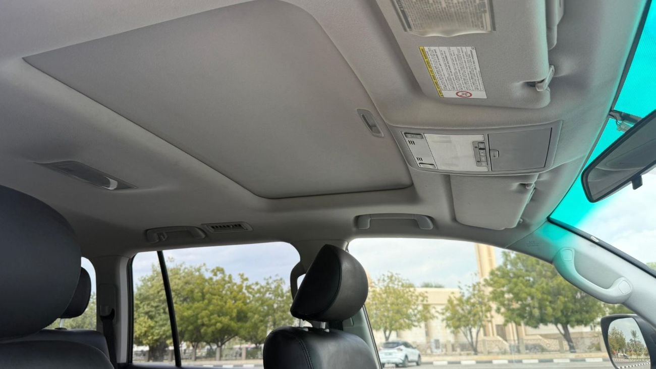 تويوتا لاند كروزر Toyota Landcruiser 2016 RHD white colour,diesel engine Australian specs