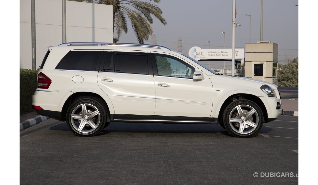 Mercedes-Benz GL 500 4MATIC FULL OPTION - 2012 - GCC - ASSIST AND FACILITY IN DOWN PAYMENT - 4015