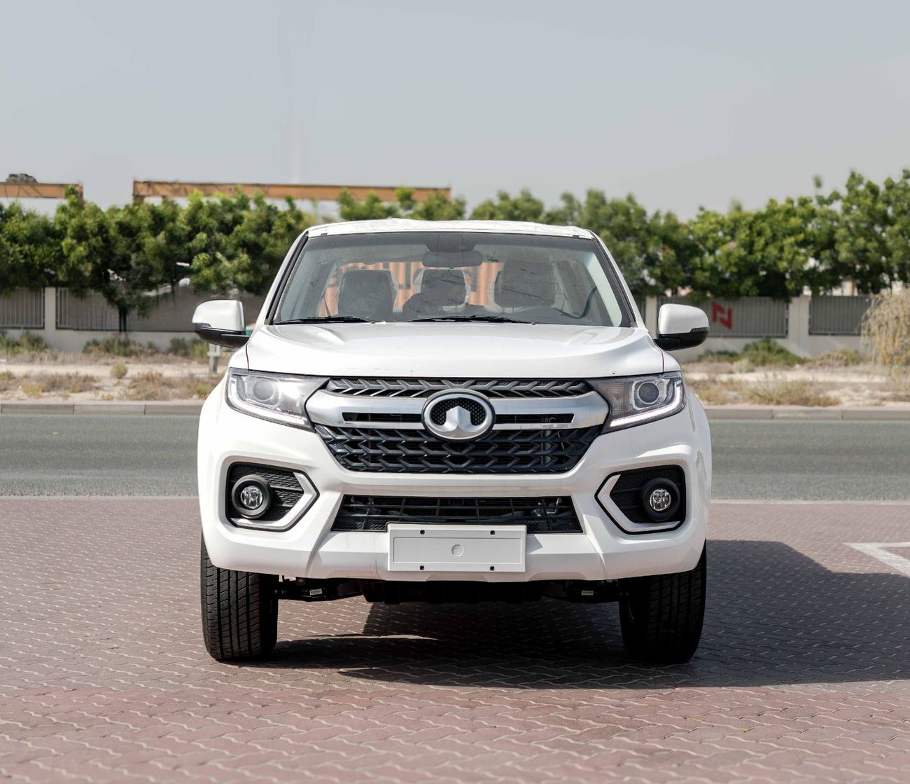 جريت وول وينغل 2026 Greatwall Wingle 7 4X2 Standard 2.4L - Manual - Titanium White Inside Black | Export Price