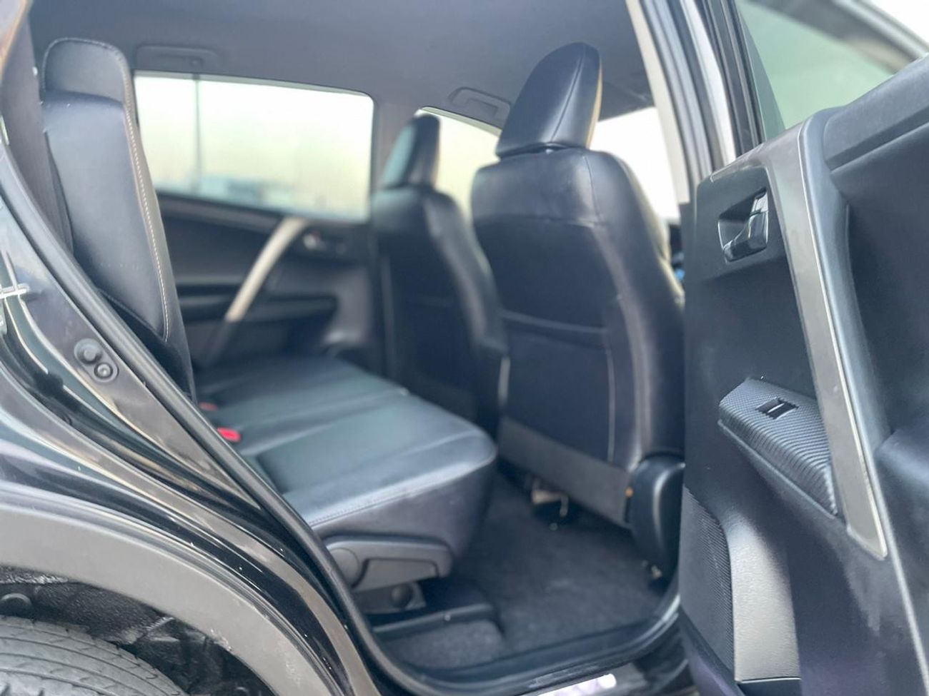 Toyota RAV4 2014 Toyota Rav4 Japanese Specs - 2.0L V4 - AWD 4x4 - Push Start Electric Seats With Sensors MidOpti