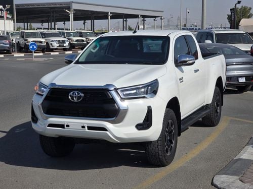 Toyota Hilux diesel right hand drive 2.8 liter only