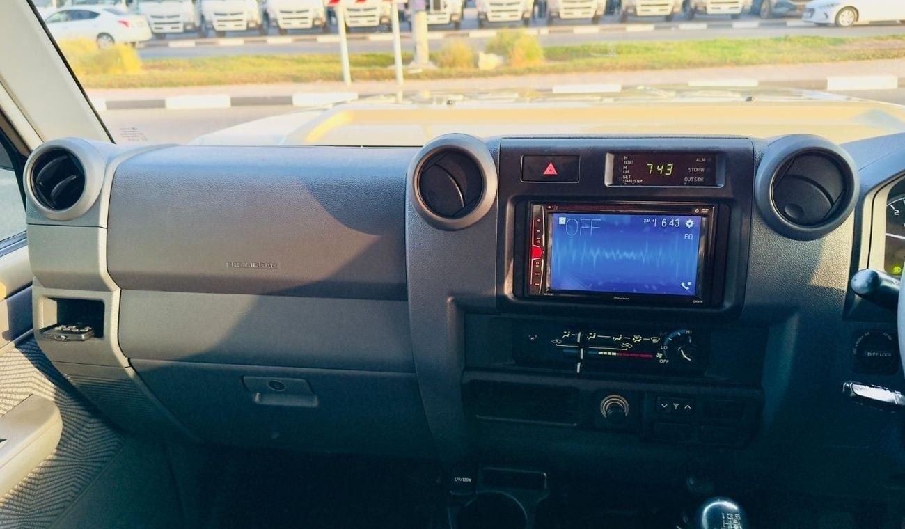 Toyota Land Cruiser Pick Up DOUBLE CABIN | 4.5L DIESEL ENGINE | MANUAL TRANSMISSION | RHD | AIR SNORKEL
