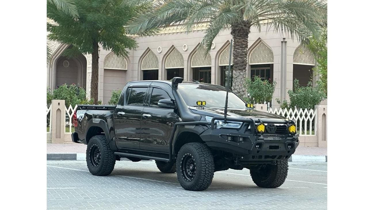 Toyota Hilux MODIFIED TO 2023 MODEL | PREMIUM BODY KIT INSTALLED | FRONT AND REAR BUMPER GUARD