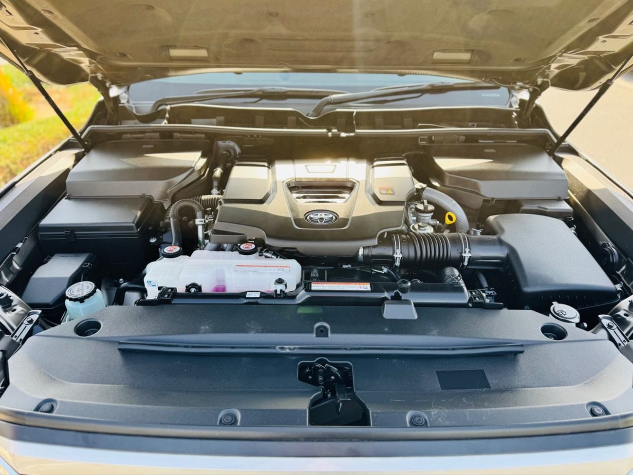 Toyota Land Cruiser Toyota Land Cruiser VXR RHD top of the range