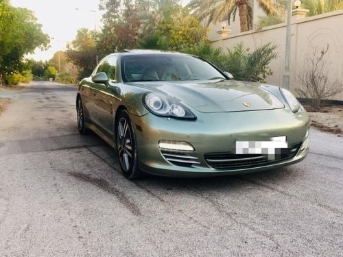 بورش باناميرا 4S V8  Smooth and Powerful