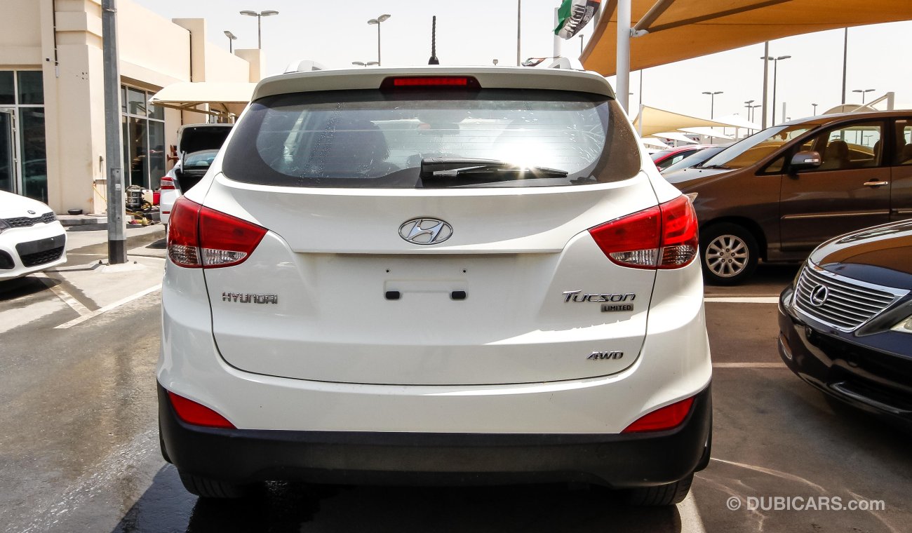 Hyundai Tucson Limited 4WD