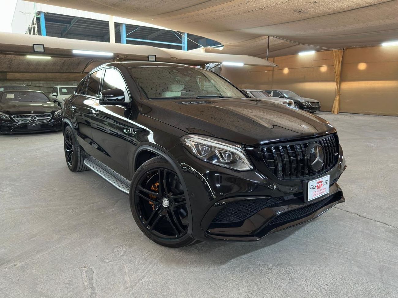 مرسيدس بنز GLE 43 AMG MERCEDES GLE 43 AMG COUPE 2017 | DESIGNO PACKAGE | CARBON INTERIOR TRIM | 22” AMG DOUBLE SPOKE WHEEL