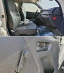 Toyota Hiace Toyota/HIACE D/KDH01 2.5L Turbo Diesel 15 seater H.ROOF MT