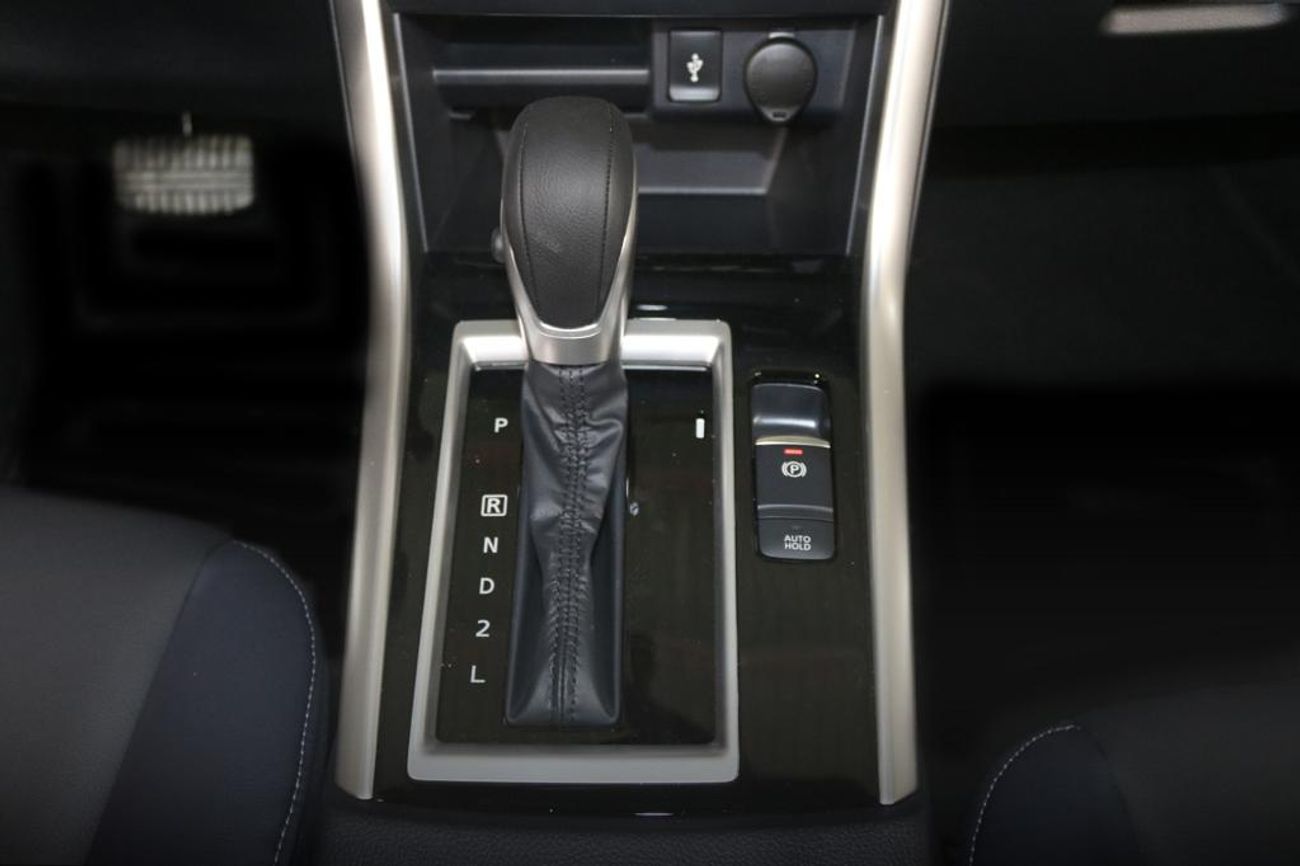 ميتسوبيشي إكسباندر كروس