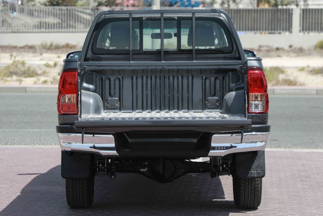 Toyota Hilux 2025 TOYOTA HILUX LOW 2.4 - GREY METTALIC inside BLACK | Export Only