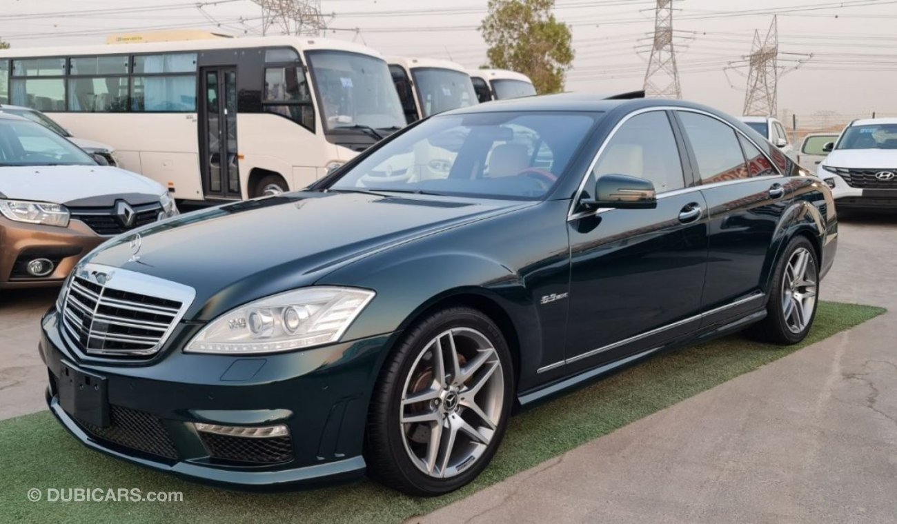 مرسيدس بنز S 550 AMG 2007 model very special motor  The exterior color is Majestic Metallic green, the interior is He