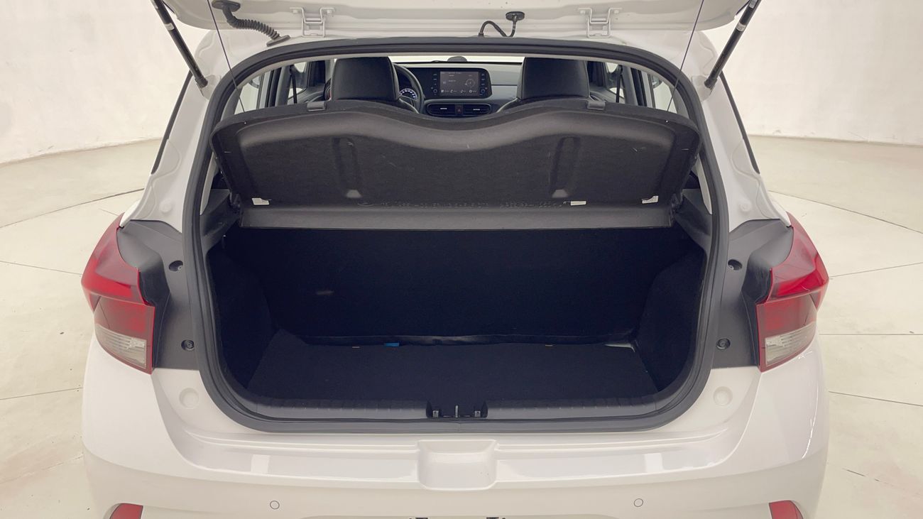 هيونداي جراند i10 SMART 1.2 | بدون دفعة مقدمة | اختبار القيادة في المنزل