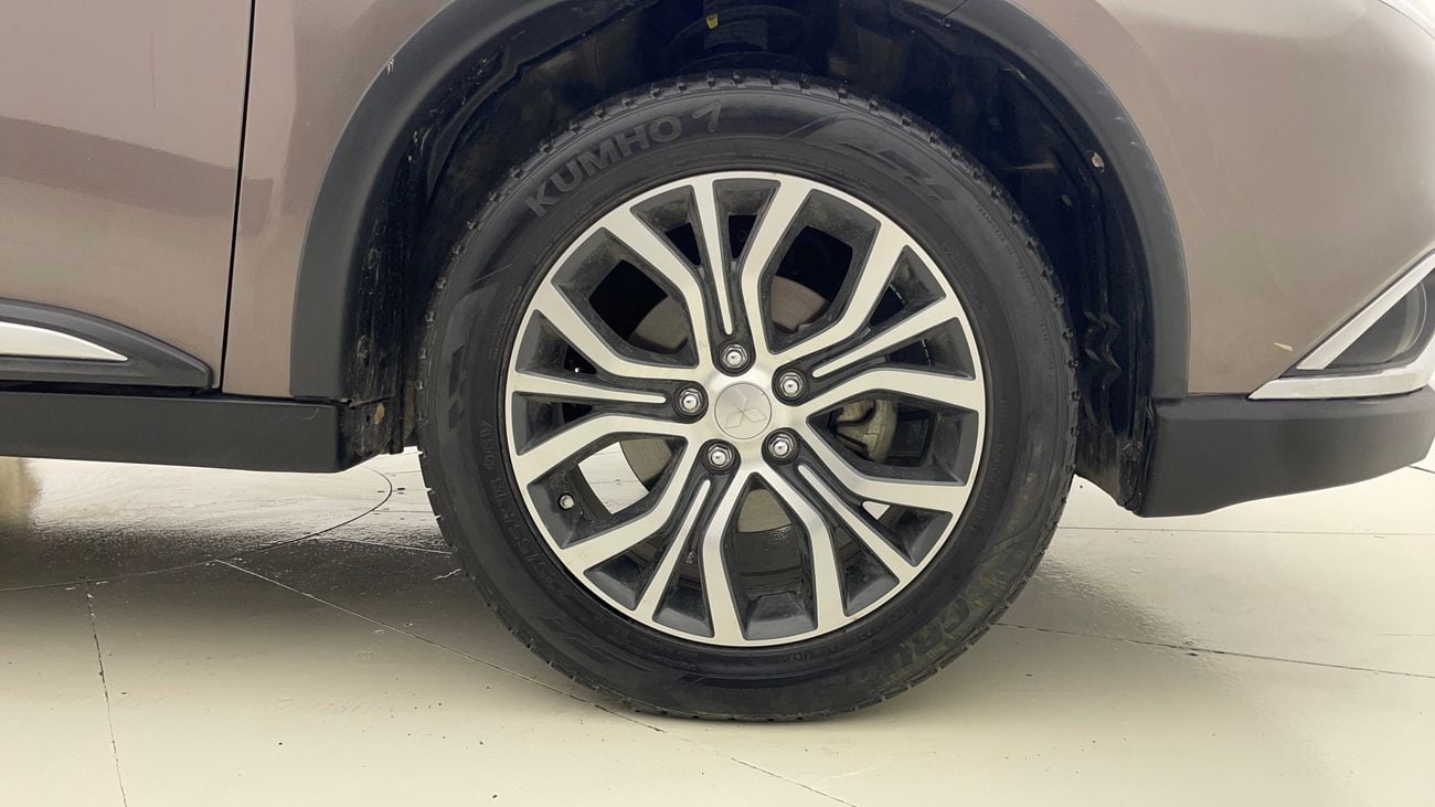 ميتسوبيشي آوتلاندر GLX HIGHLINE 2.4 | بدون دفعة مقدمة | اختبار القيادة في المنزل