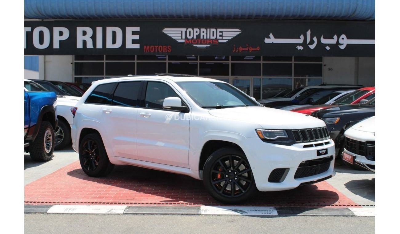 Used Jeep Grand Cherokee Trackhawk Trackhawk SUPERCHARGE 2018 for sale in Dubai 515681