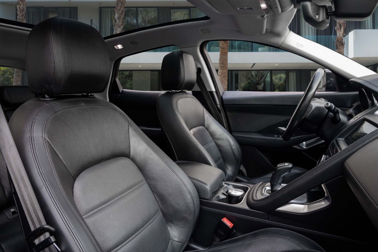 جاكوار E Pace SE | 1,704 P.M | 0% Downpayment | Panoramic Roof | Low Km!