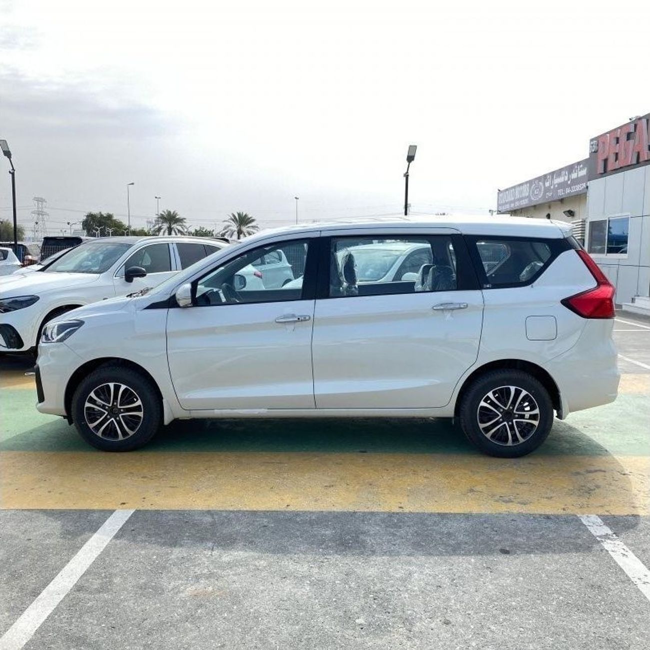 سوزوكي ايرتيغا Suzuki Ertiga GLX,1.5L Petrol, DVD +Camera, Available  Different Colors