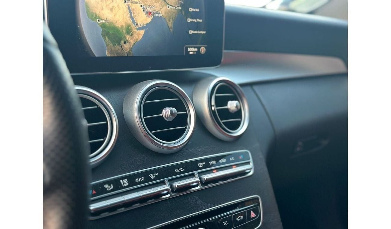Mercedes Benz C200 Mercedes Benz C200 2017 Korean Specs