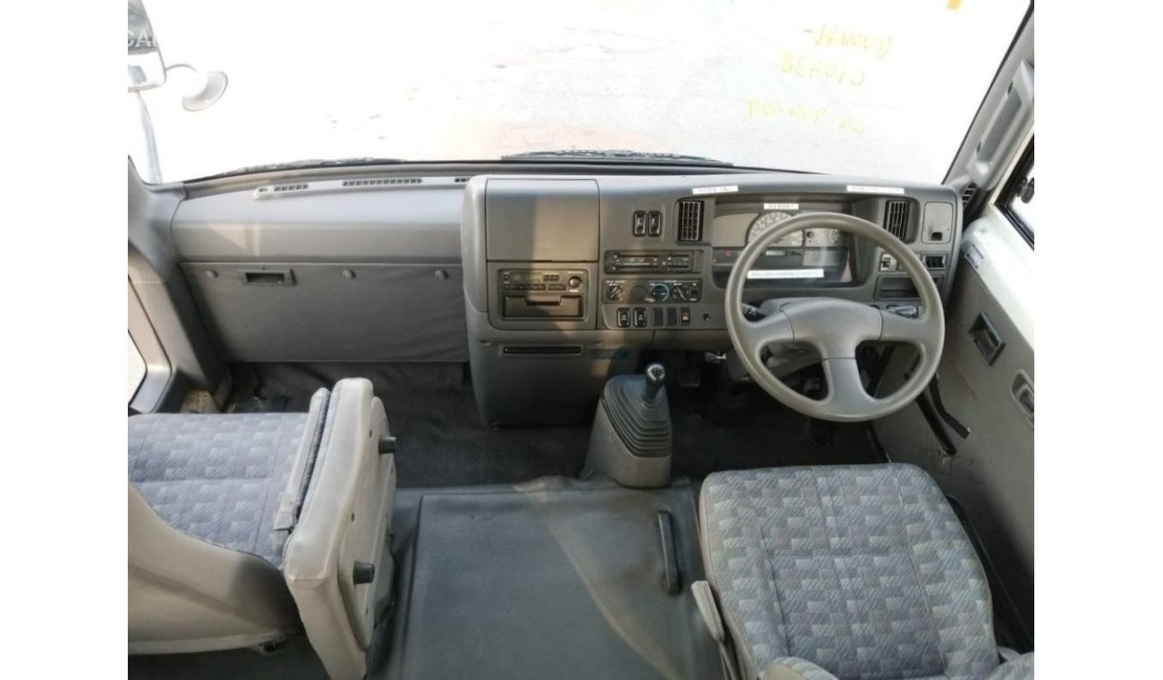 Nissan Civilian NISSAIN CIVILLIAN BUS RIGHT HAND DRIVE (PM1085)