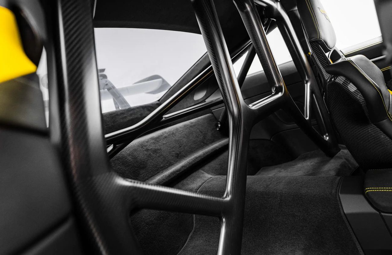 Porsche 911 4.0L F-6 Naturally Aspirated Engine