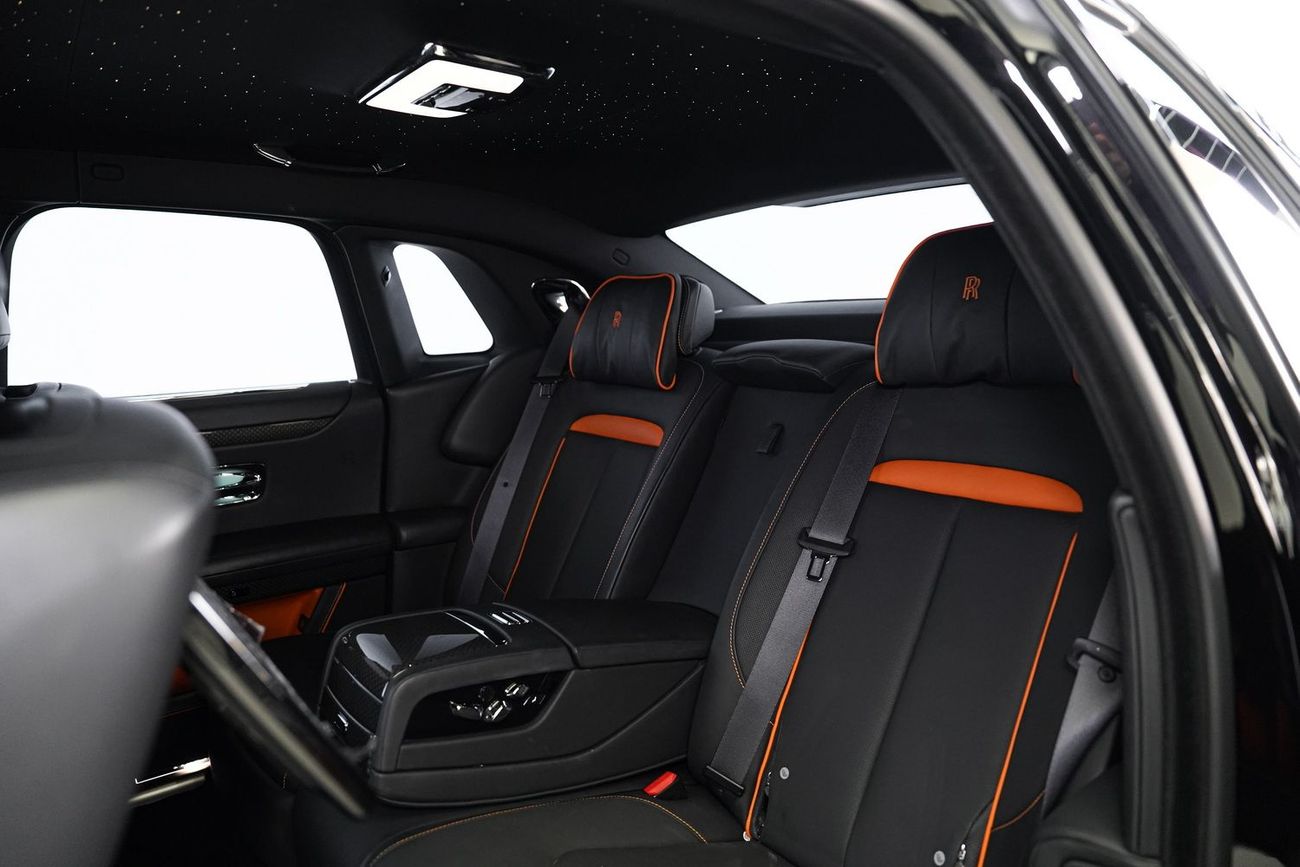 رولز رويس جوست Black Badge 6.6L