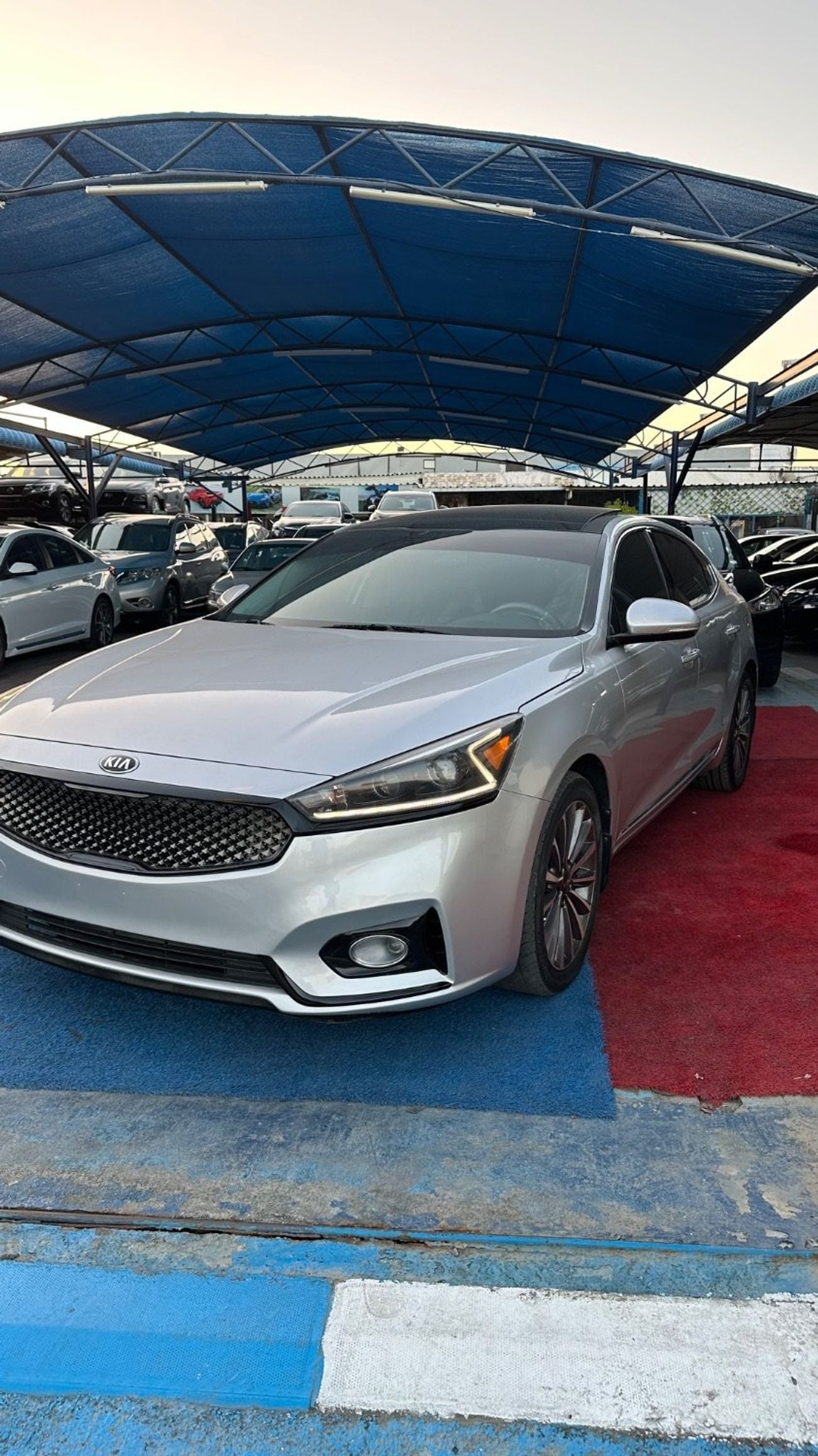 كيا كادنزا LX STD EX 3.3L
