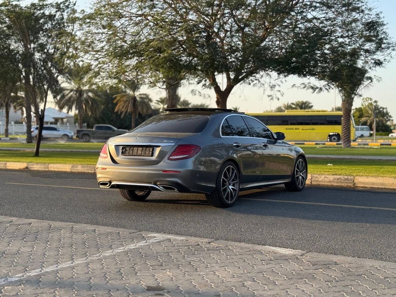 Mercedes Benz E400 LIMITED AMG 3.0L