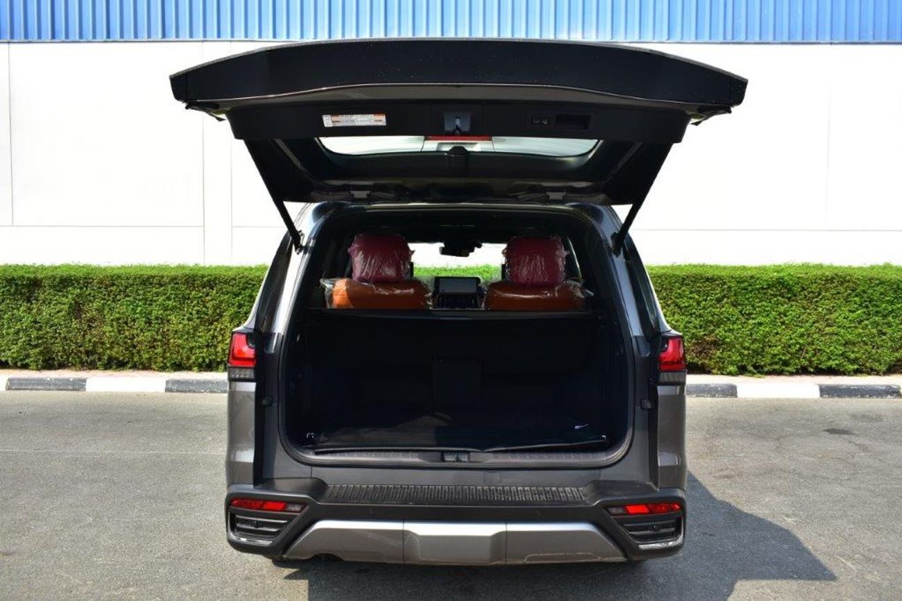 Lexus LX 600 AT