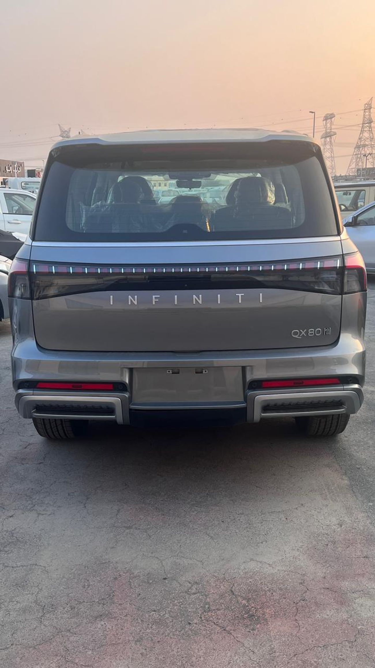 إنفينيتي QX80 Sensory Bench Chairs 3.5L