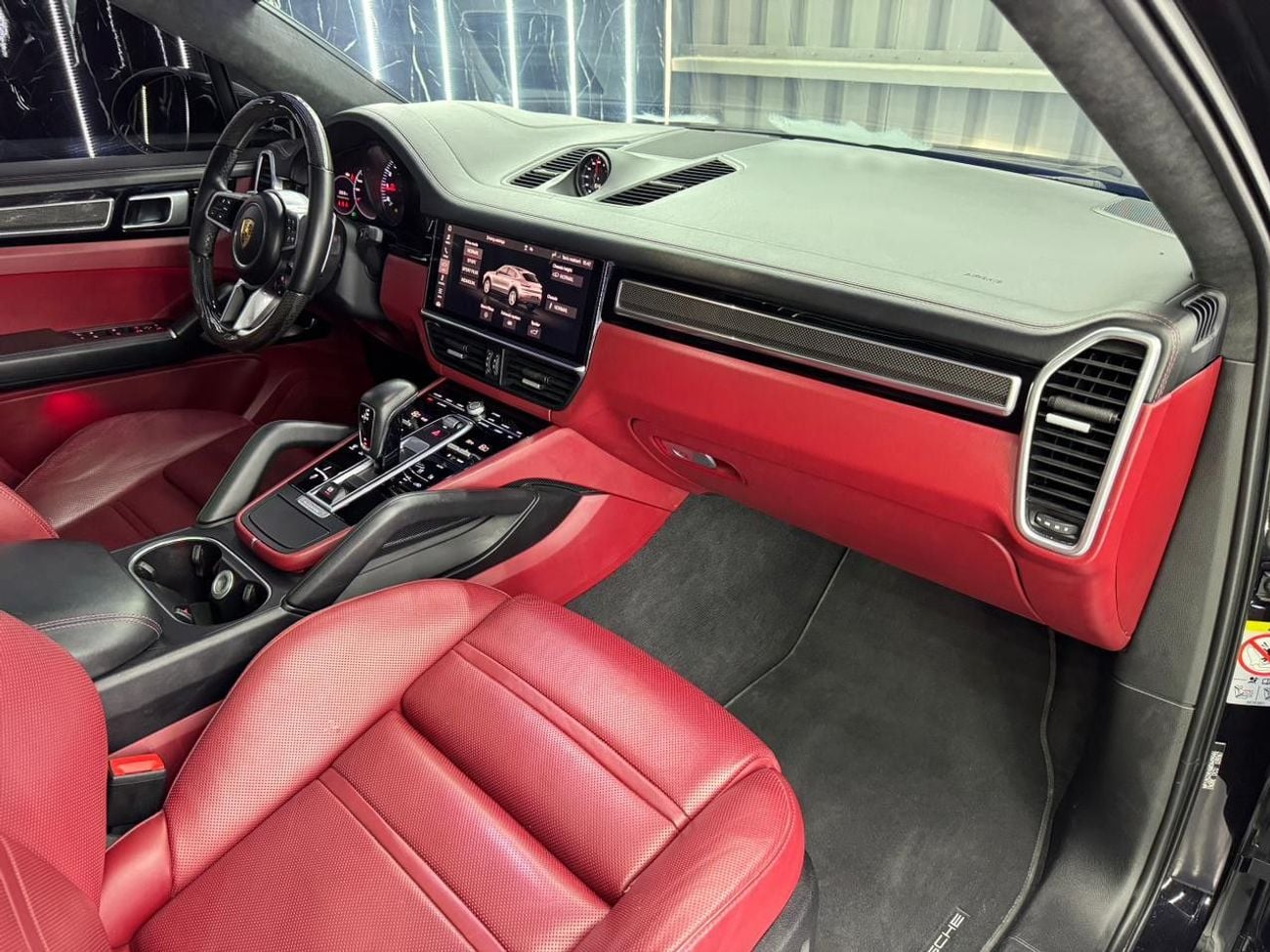 بورش كايان GTS Coupe