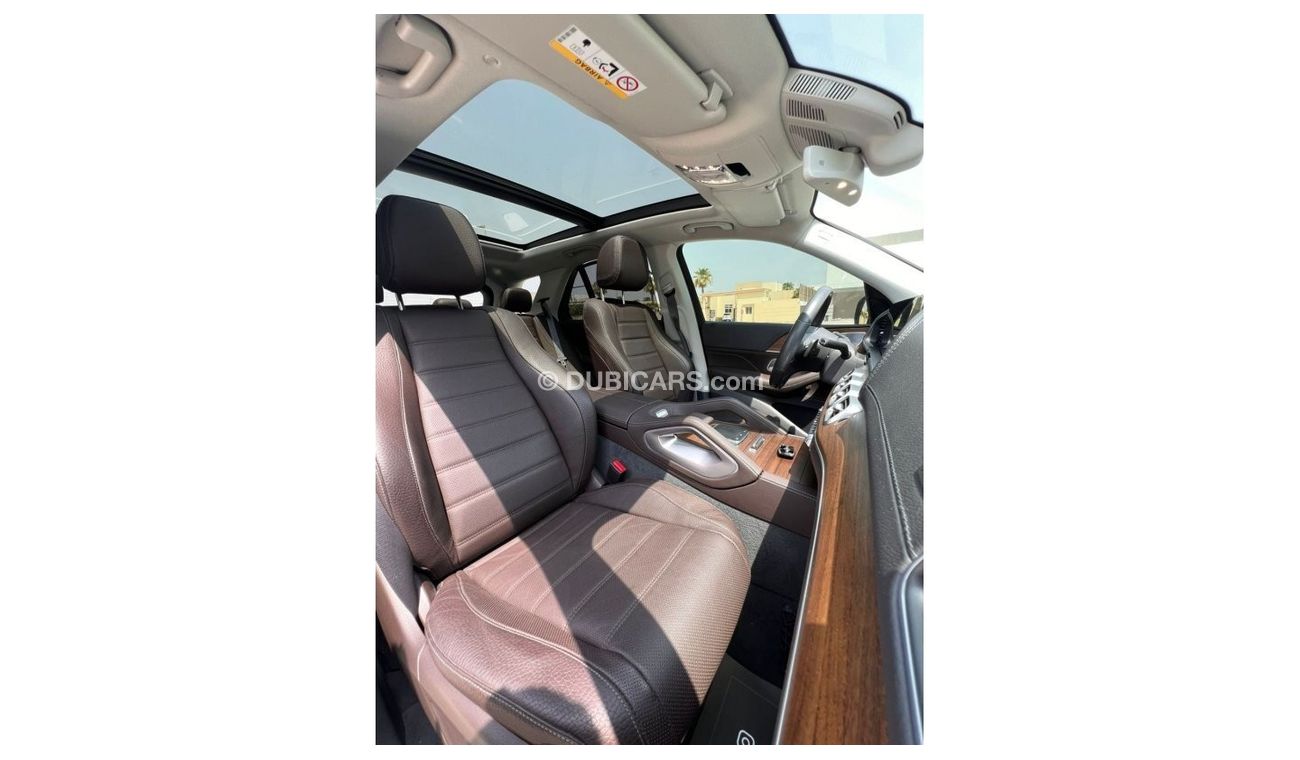 Mercedes-Benz GLE 450 AMG Mercedes GLE 450 AMG Panoramic V6  Head-up Display  2020 GCC Service Contract  Under Warranty