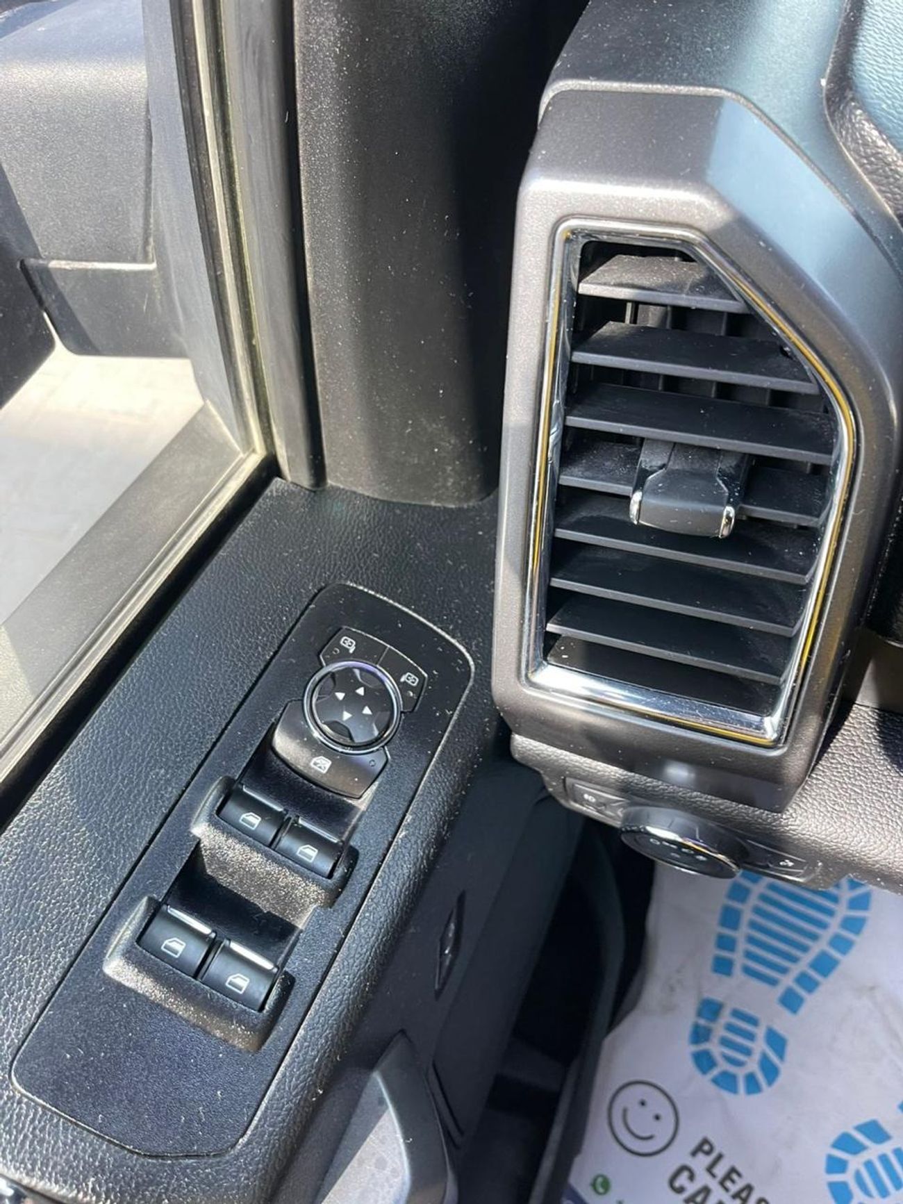 Ford F 150 XLT Sport Pack Super Cab 5.0L (396 HP) LOWEST MILEAGE ANYWHERE !!!