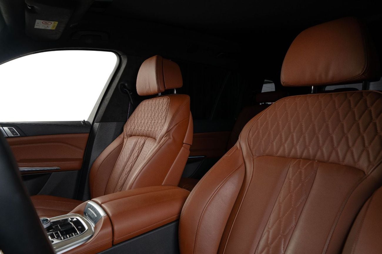 بي أم دبليو X7 40i M Sport Premium 3.0L