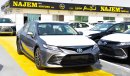 Toyota Camry LE Hybrid 2.5 L