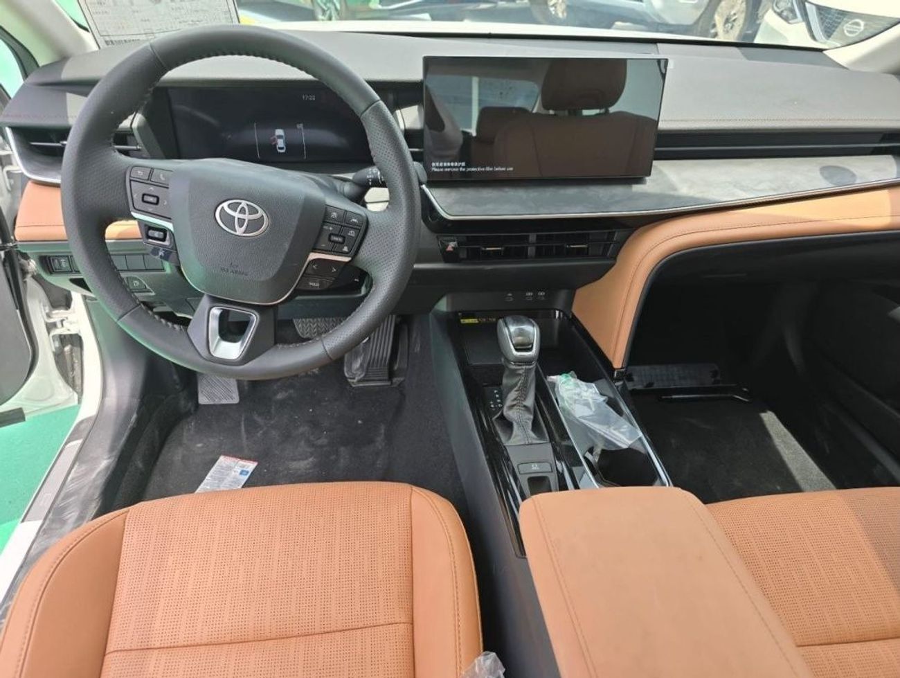 Toyota Camry 2.0L HYBRID 2024