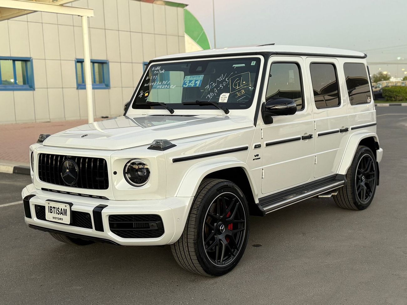 مرسيدس بنز G 63 AMG DOUBLE NIGHT PACKAGE