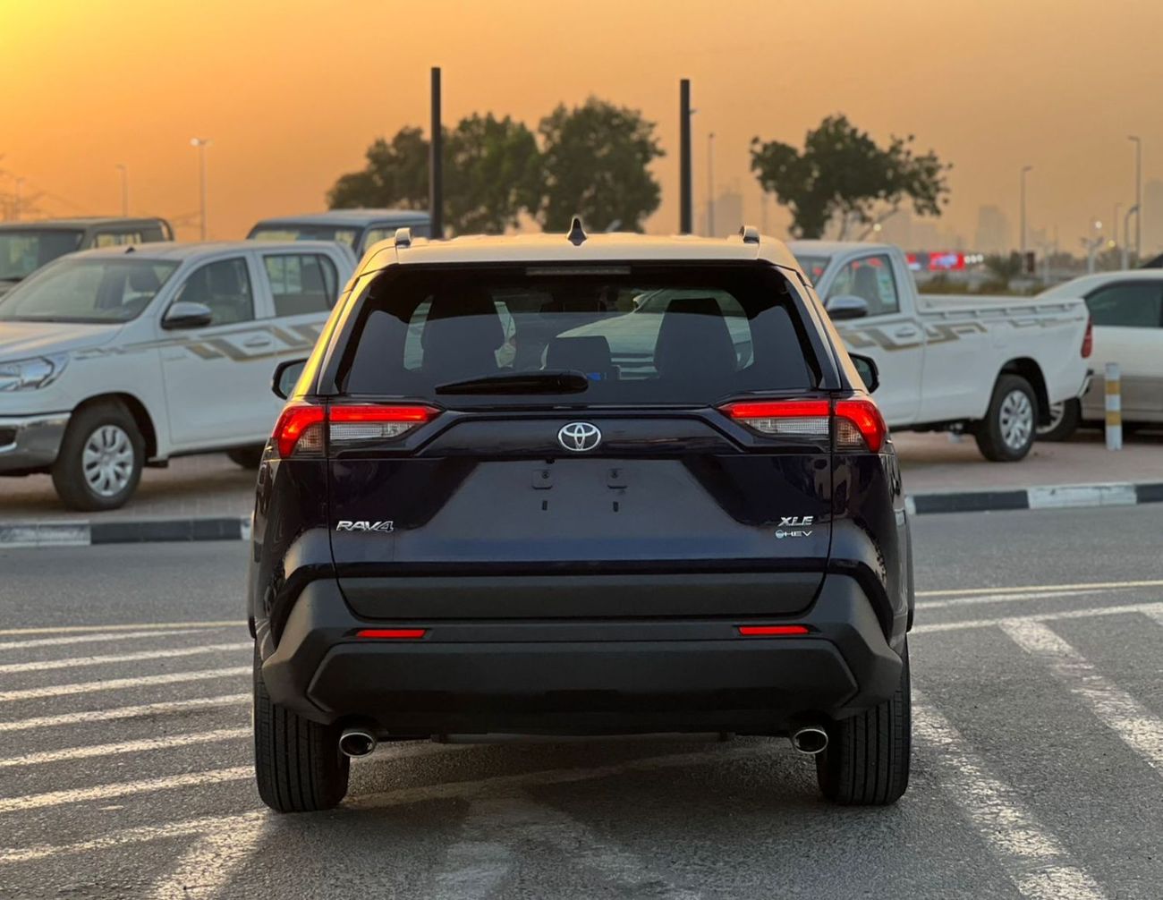 Toyota RAV4 2025 Toyota Rav4 Hybrid HEV XLE Premium Full Option 2.5L V4 - Push Start With Radar - AWD 4x4 - Trun