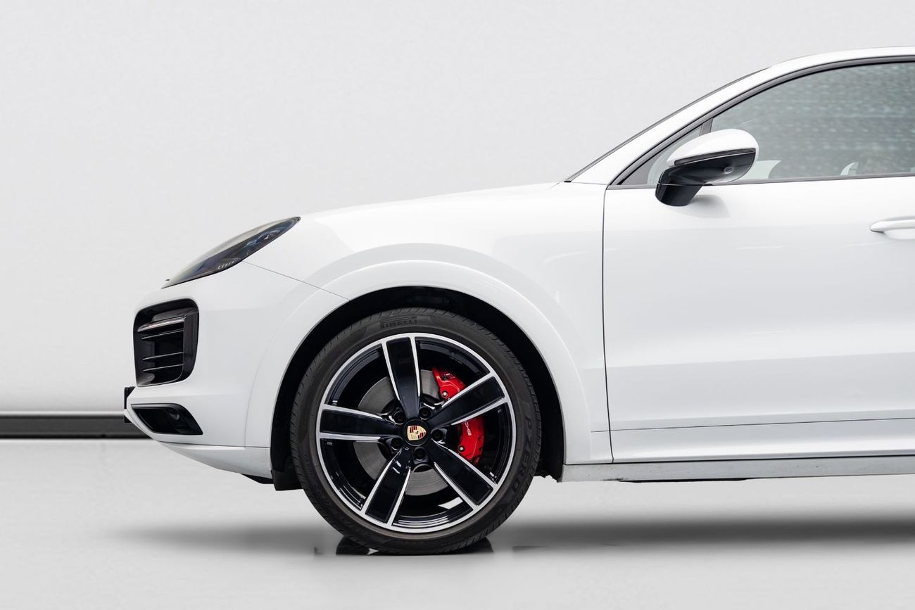 Porsche Cayenne GTS The BEST Ramadan Offer in the UAE - Limited Time Only, May 2026 Porsche Warranty, Low KM's, GCC