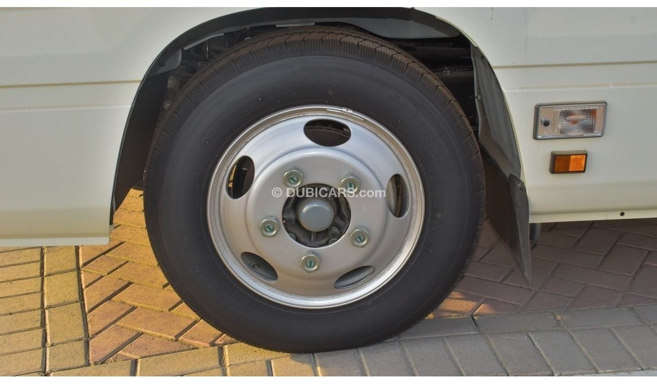 تويوتا كوستر 23 Seats 4.2L Diesel V6 2024 Model