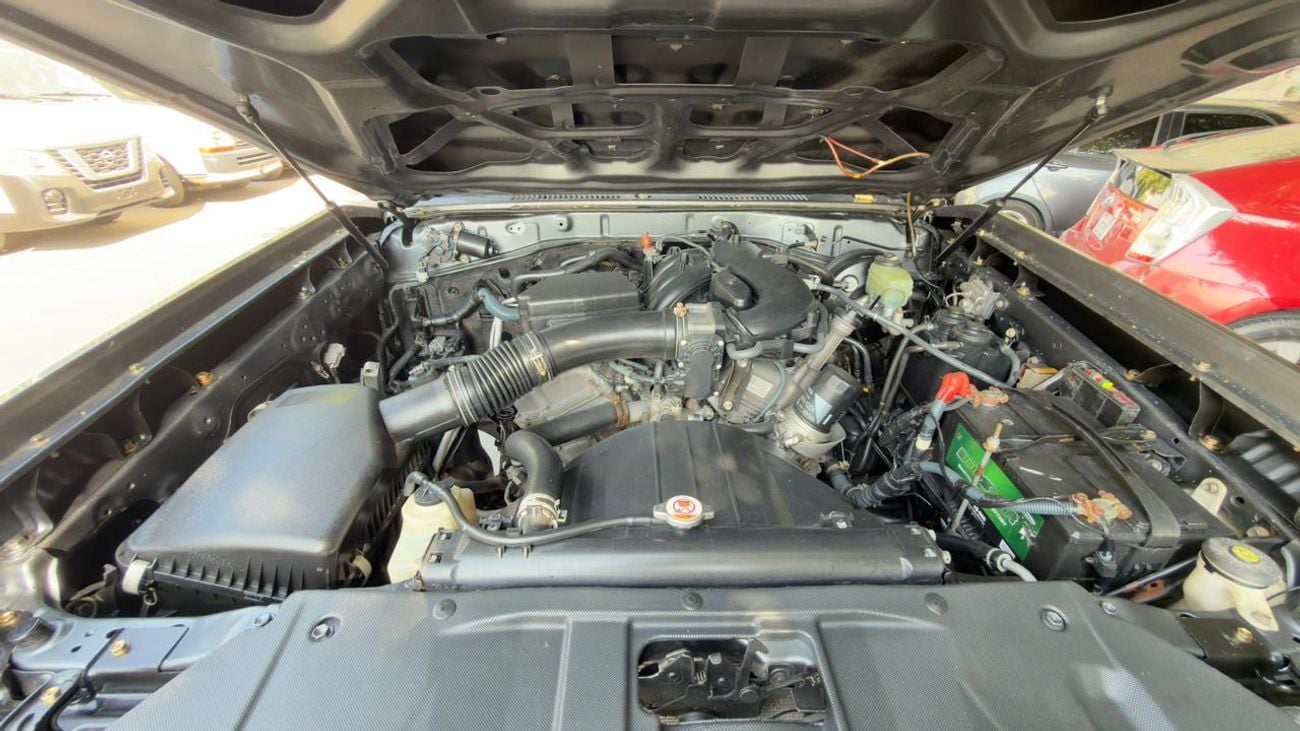 Toyota Land Cruiser Pick Up DOUBLE CABIN PICKUP | 2013 | LHD | 4.0L PETROL ENGINE | FACELIFTED TO 2025 MODEL | POWER WINDOWS | G