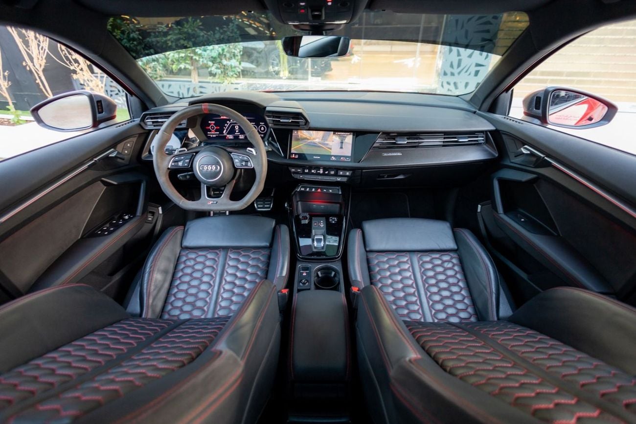أودي RS3 TFSI quattro