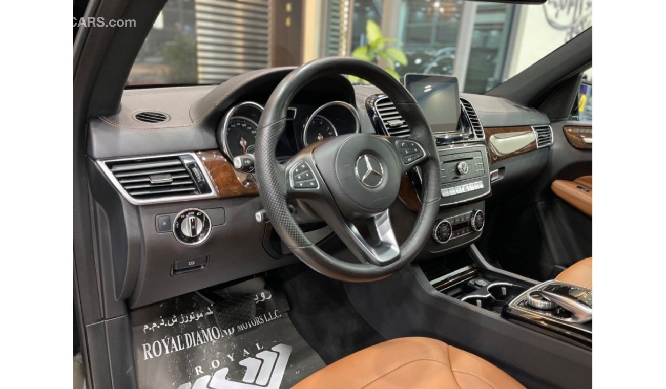 مرسيدس بنز GLS 400 Mercedes Benz GLS400 GCC 2019 Under warranty