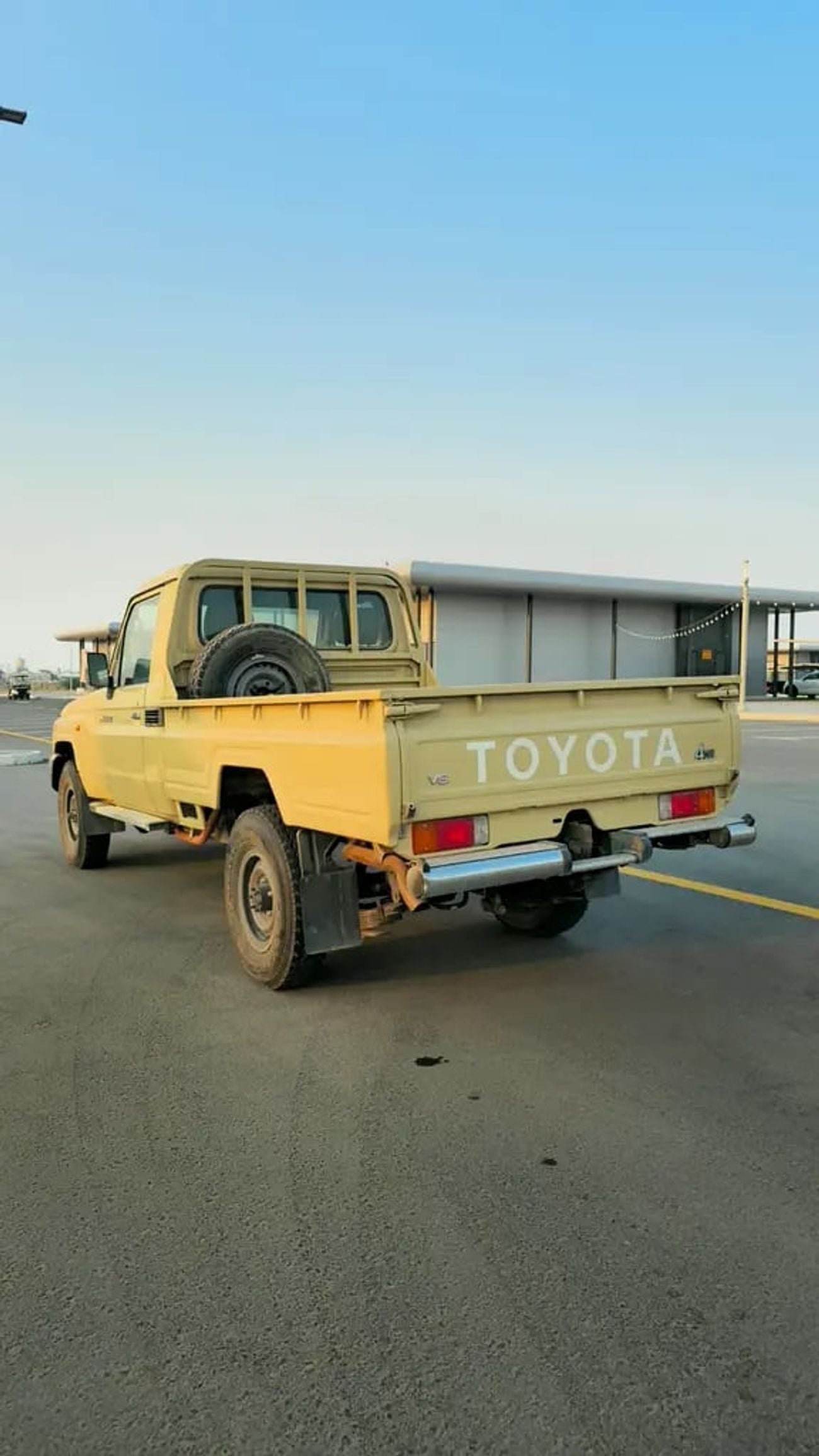 Toyota Land Cruiser 70 LC79 STANDARD LC 79 Base GCC Specs