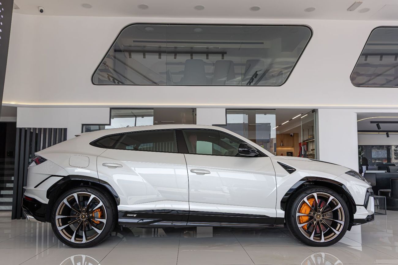 لامبورغيني اوروس S 4.0T V8 Lamborghini Urus S | Carbon Interior | Low Mileage 2024 (Warranty Available)